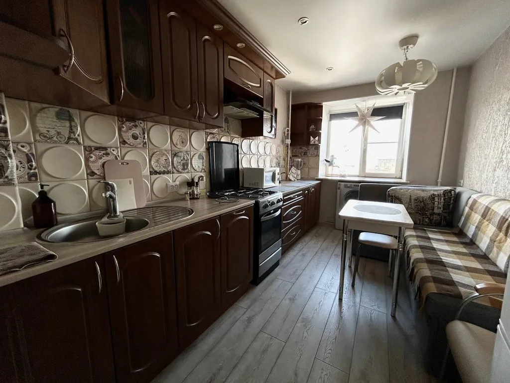 Квартира в тихом районе семеновского озера, парка, памятника Алеши