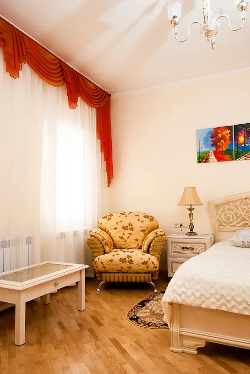 Рядом с парком и минеральной водой