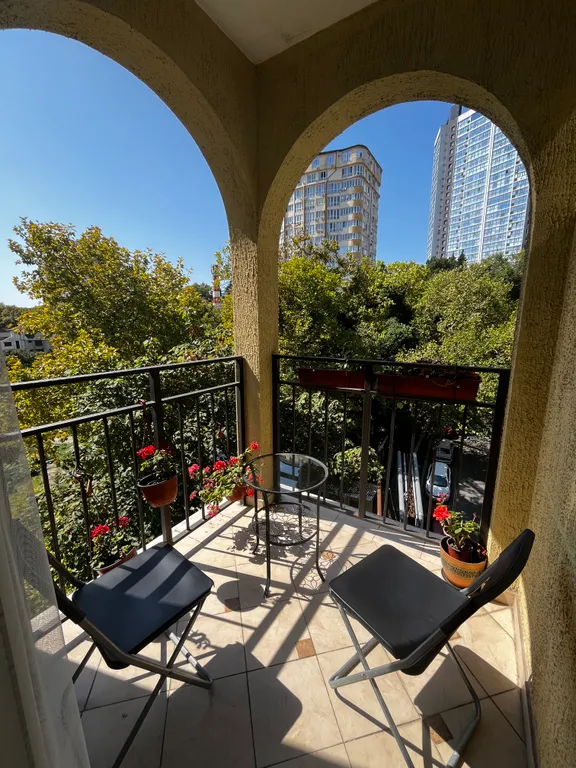 Уютная квартира в самом центре у парка Ривьера