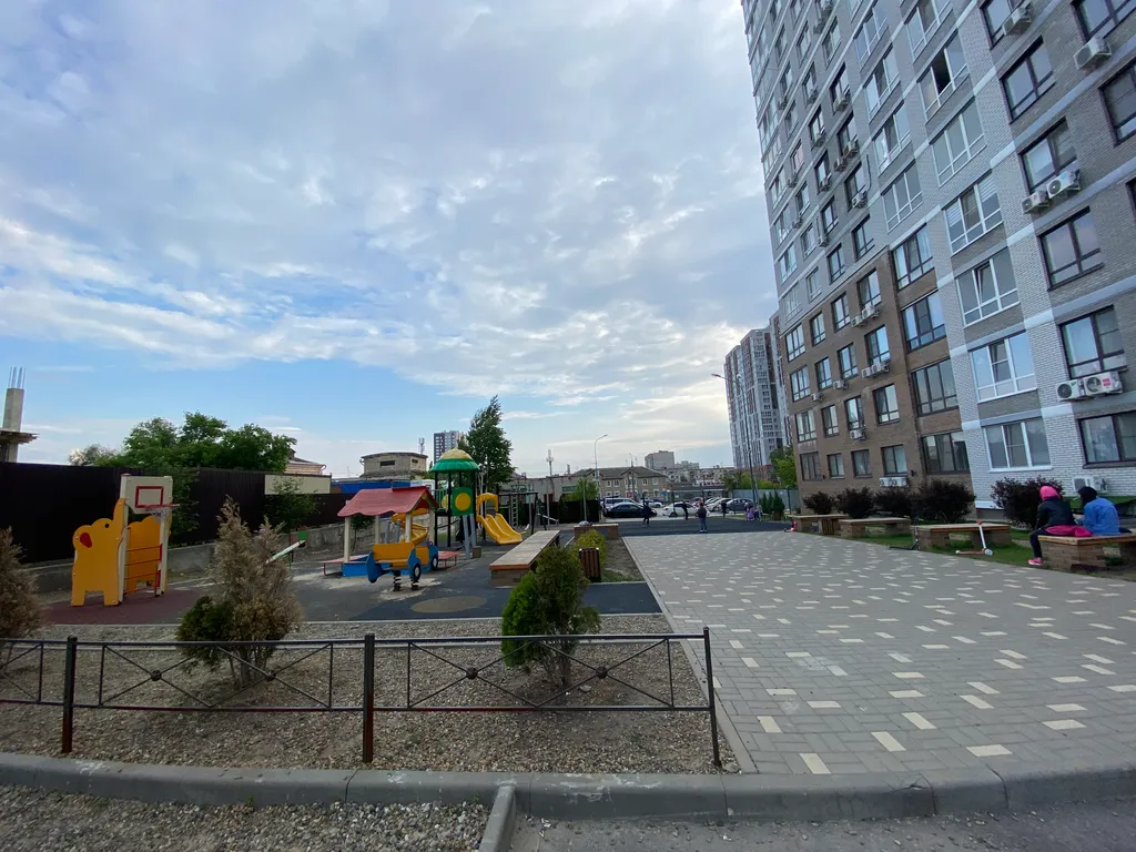 Квартира Квартира Соседи в современном доме — Волгоград