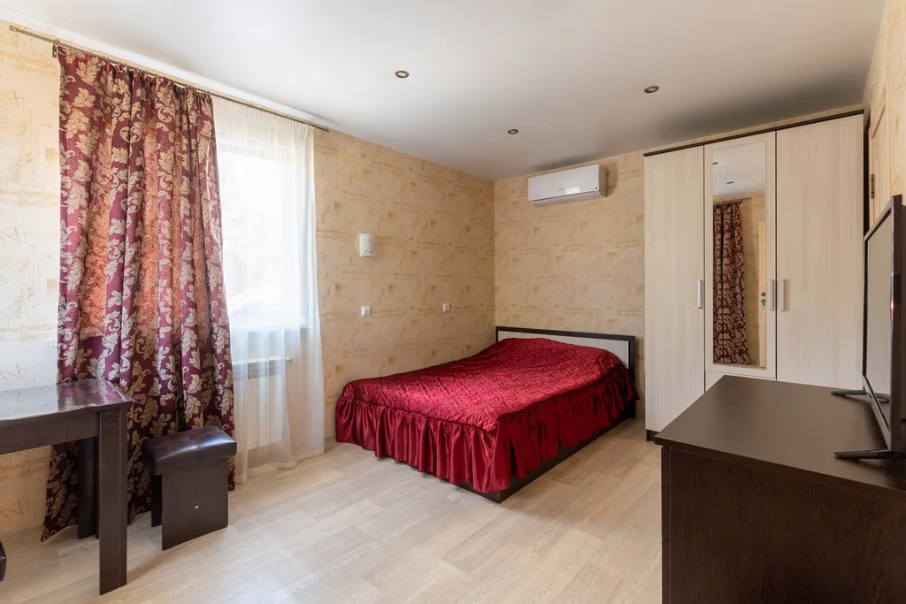 Квартира Уютный номер в тихом районе — аренда посуточно в Севастополь