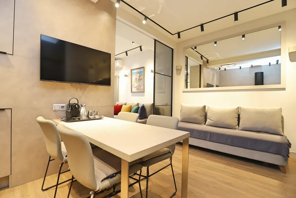 Апартаменты с дизайнерским ремонтом в жк Зазеркалье