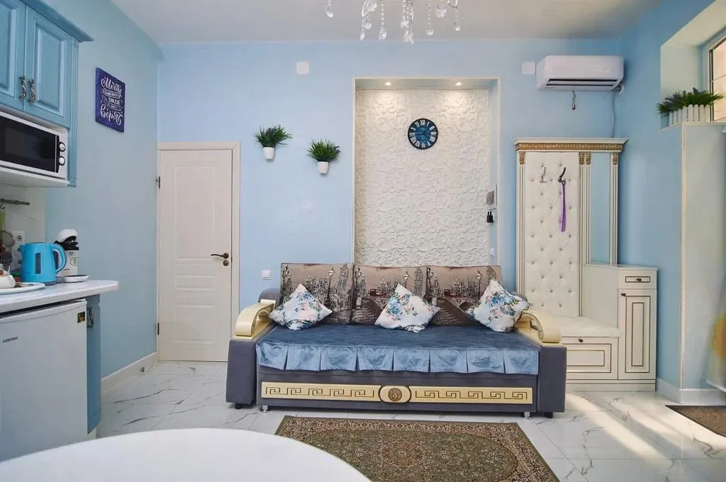 Домик около парка