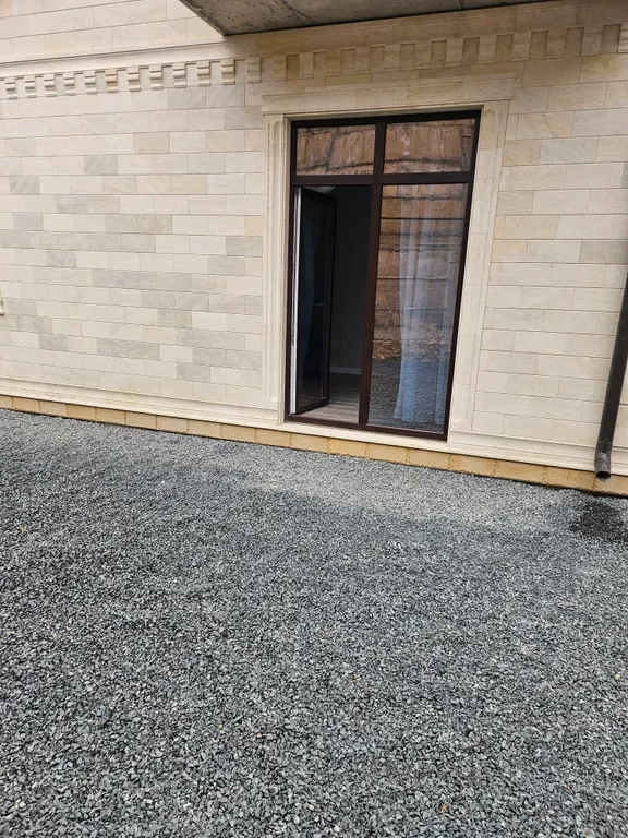 Апартамент с видом на внутренний двор