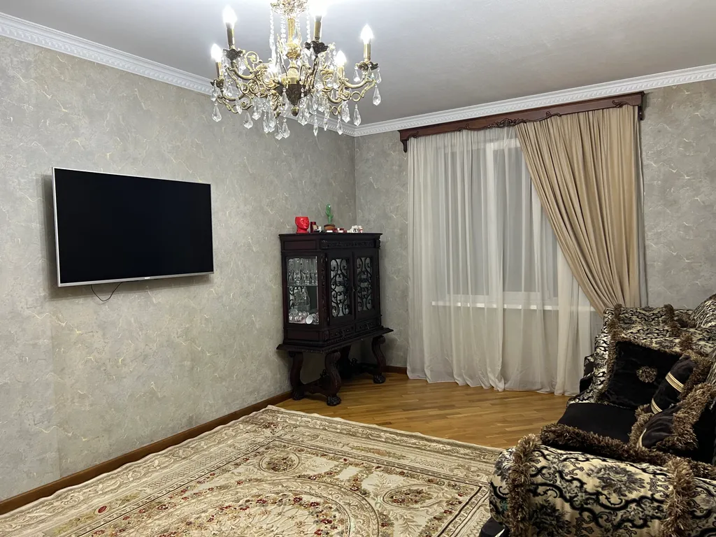 4-комнатная Квартира