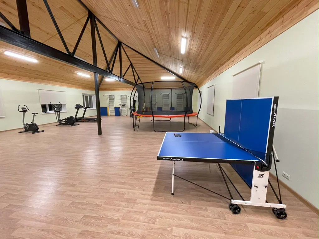 Коттедж 2-этажный у леса