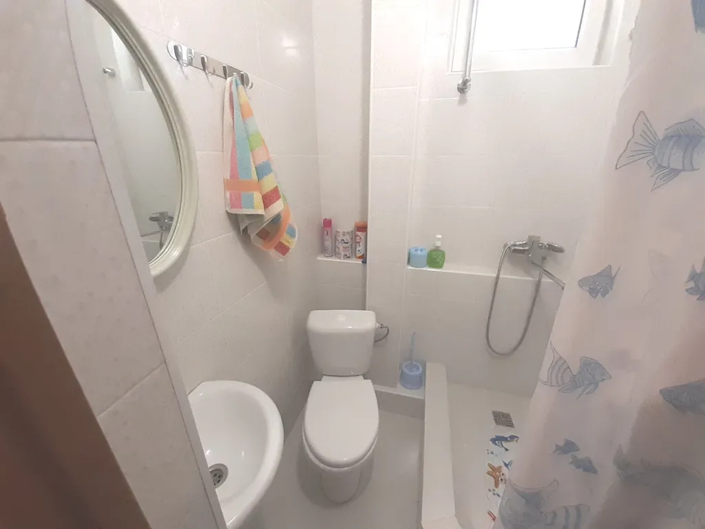 Квартира Трёхкомнатные апартаменты со своей кухней 1 этаж — Геленджик