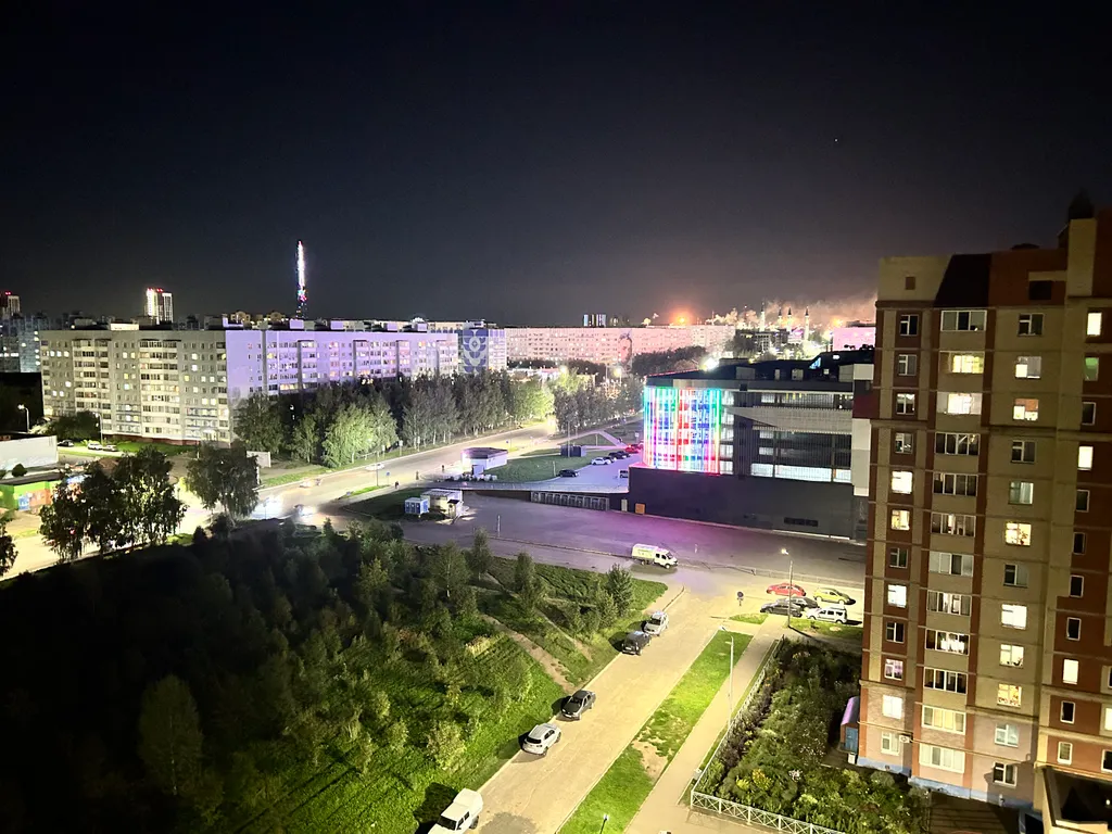 Уютная видовая квартира на последнем этаже