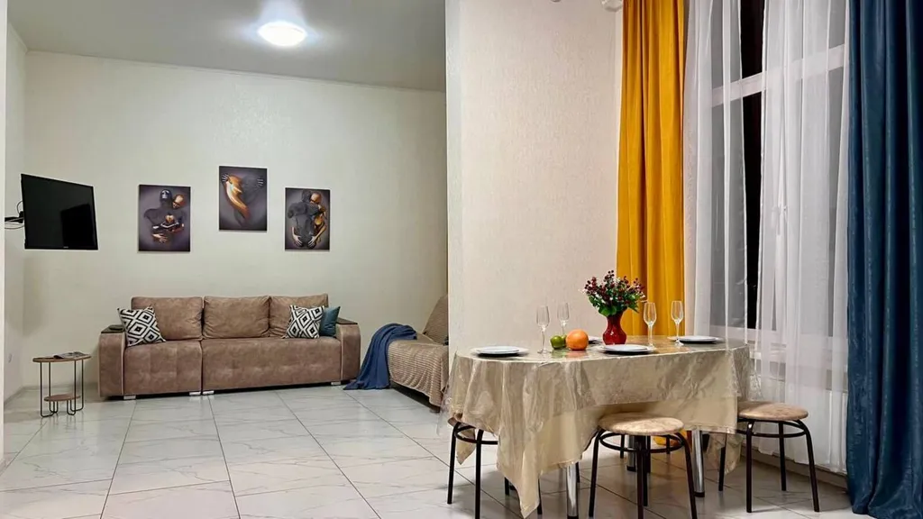 Просторная и уютная квартира с шикарным видом из окна!