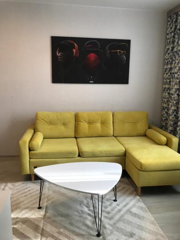 Квартира у озера и моря