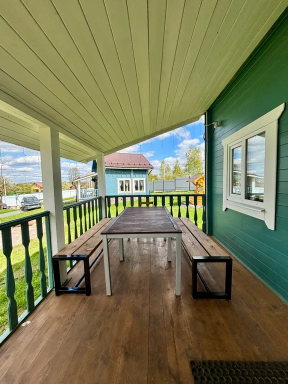 Дом у озера, Баглачевские дачи