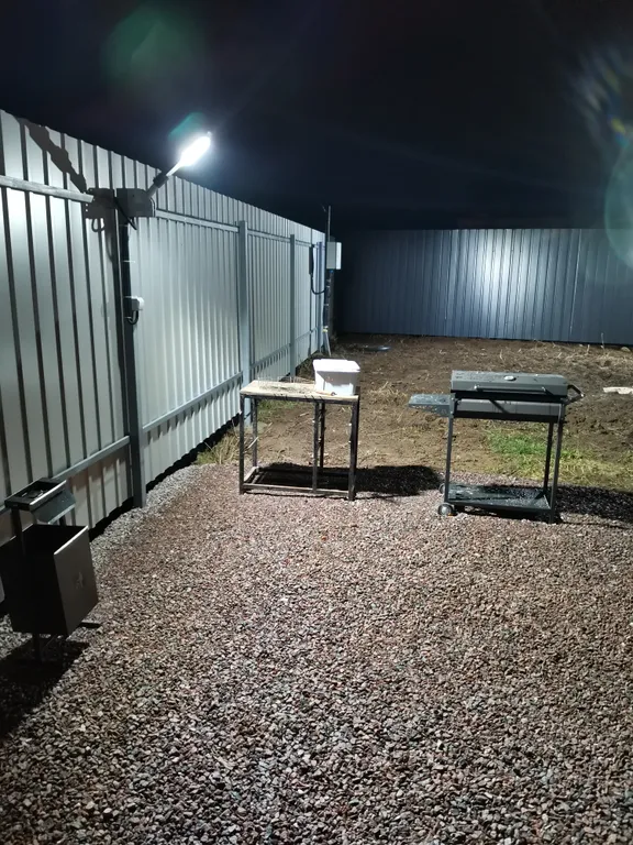 Треугольный дом шалаш в стиле Афрейм