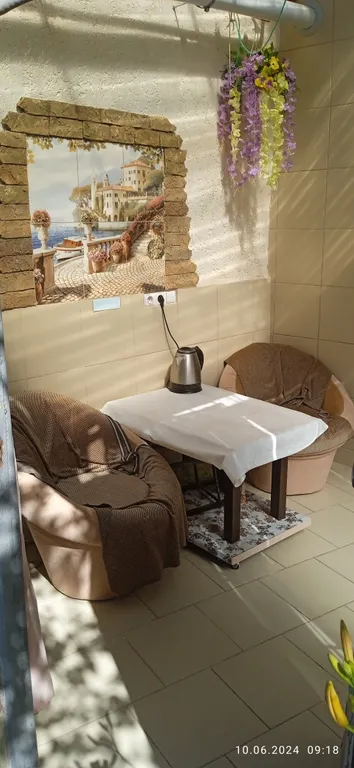 Домик с двориком в первой полосе курортной зоны