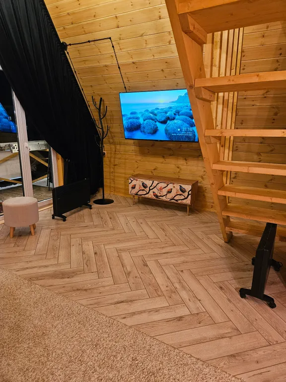 Уютный дом в стиле A frame на поляне Чегет