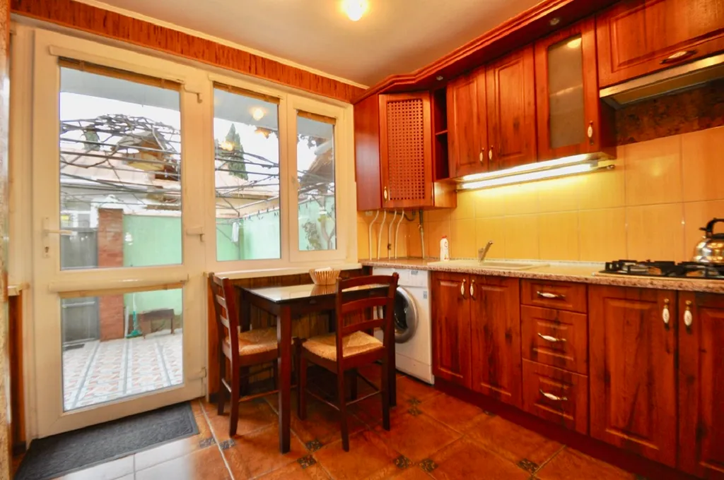 Квартира Квартира с двориком в центре — Ялта