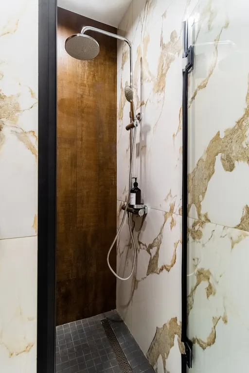 Апартаменты в центре города Deluxe Km Tower Plaza Apartments