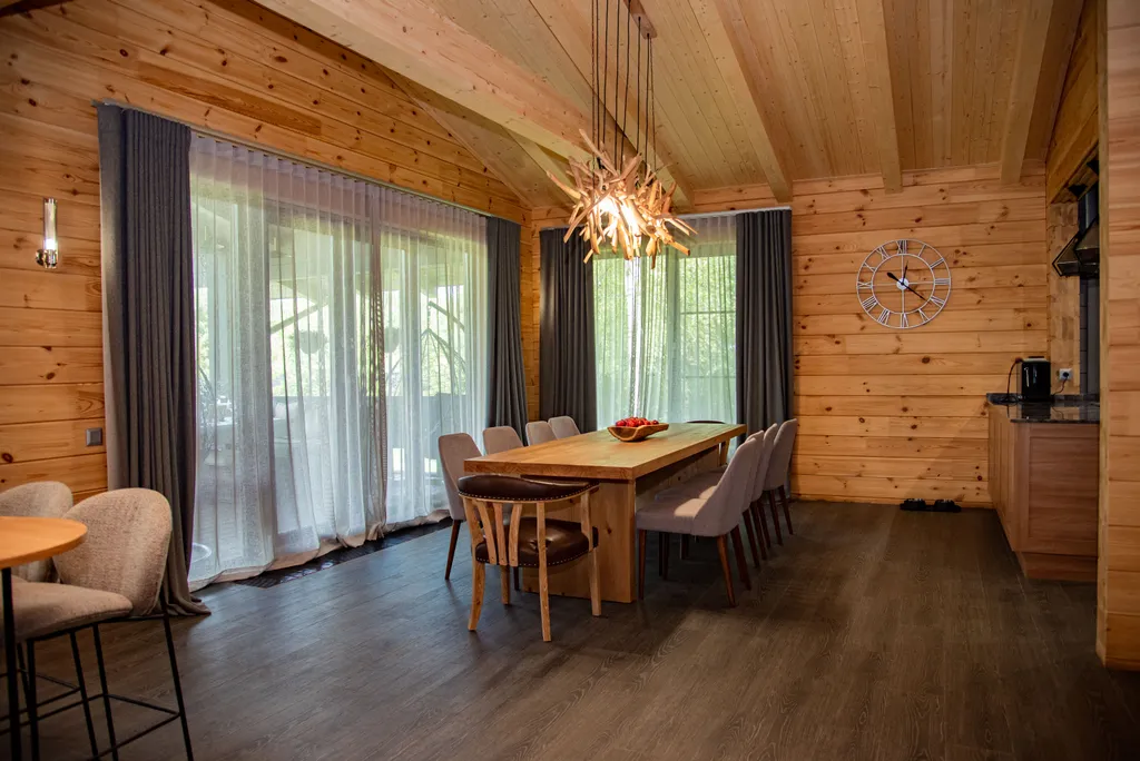 Шале Гнездо с бассейном и сауной