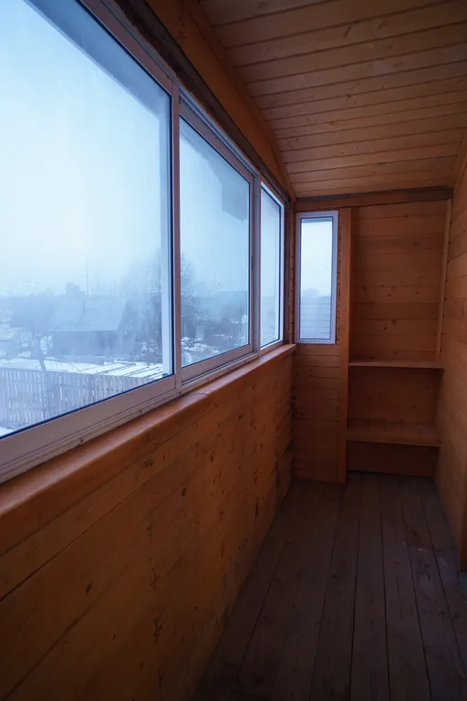 Дом рядом с городом