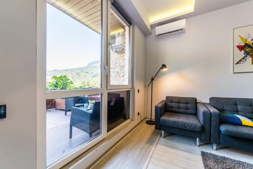 Апартамент улучшенный люкс, терраса с видами на горы