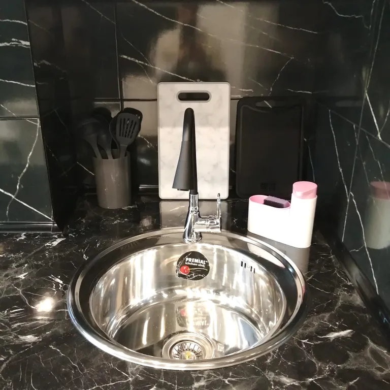 Дизайнерская двухкомнатная квартира