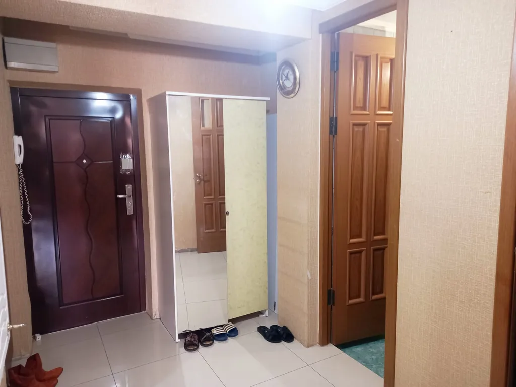 Чистая квартира в тихом районе, рядом с рынком Викалина