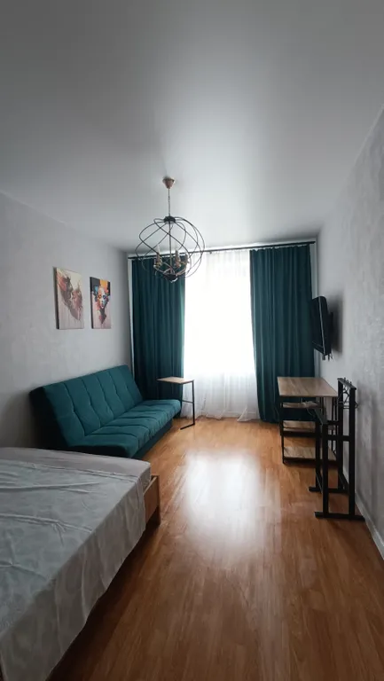 Уютная 2-х комнатная квартира с высокими потолками в центре города