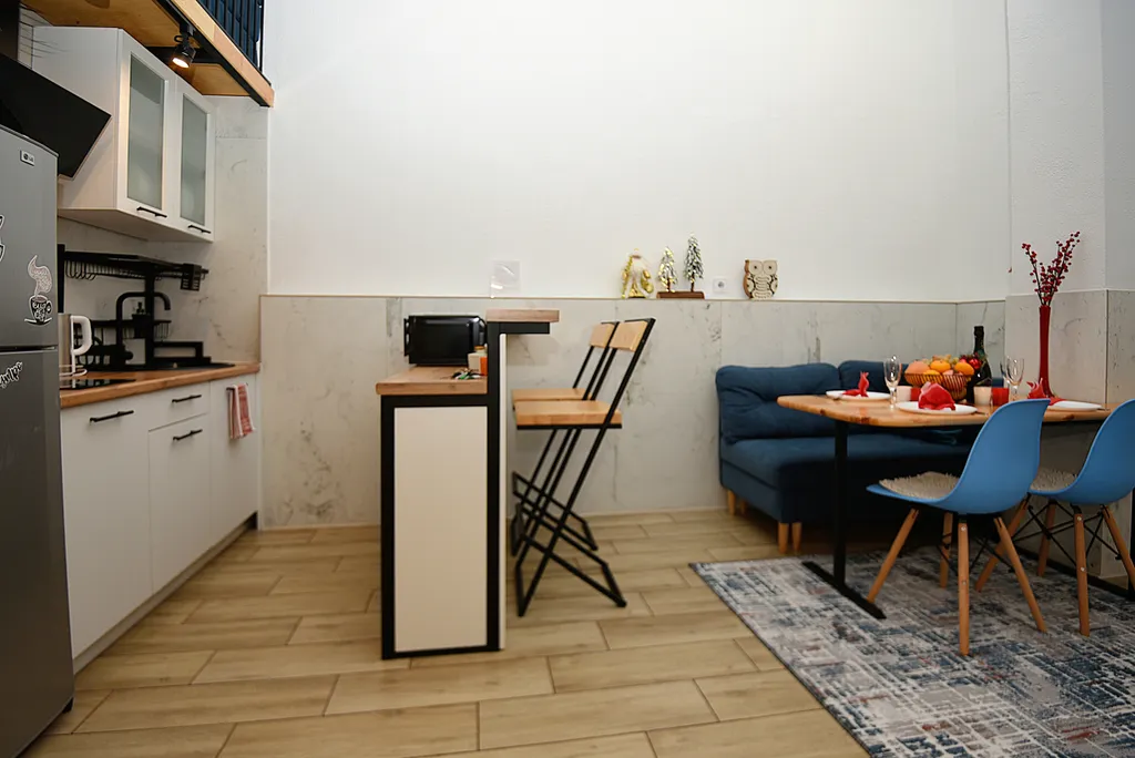 Комфортный двухуровневый апартамент в элитном комплексе Колизей