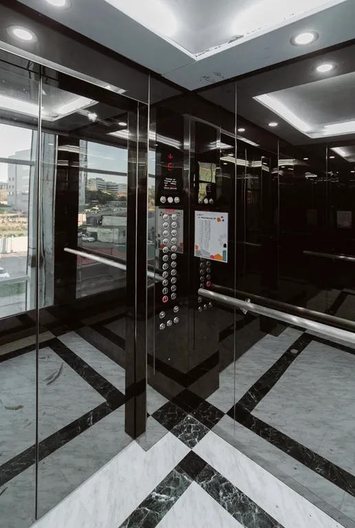 Уютная студия возле мостов города