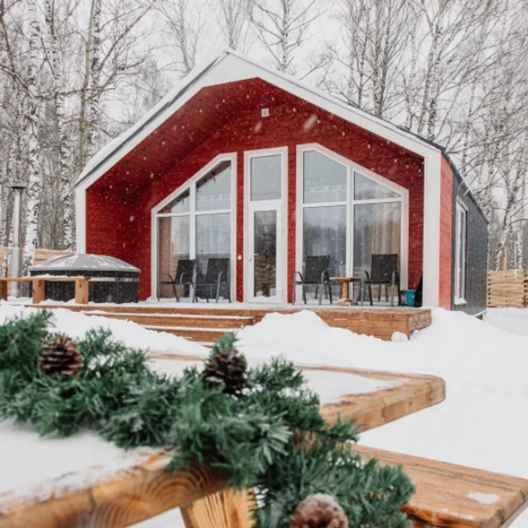 Отдых в уютном домике у леса