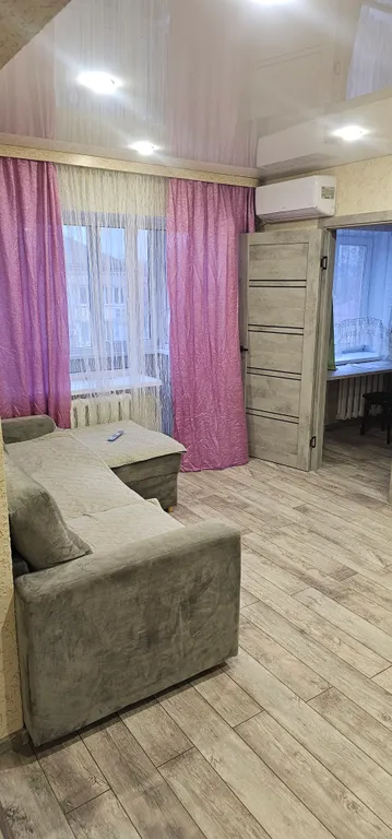 Уютная трехкомнатая квартира — аренда посуточно в Брянск