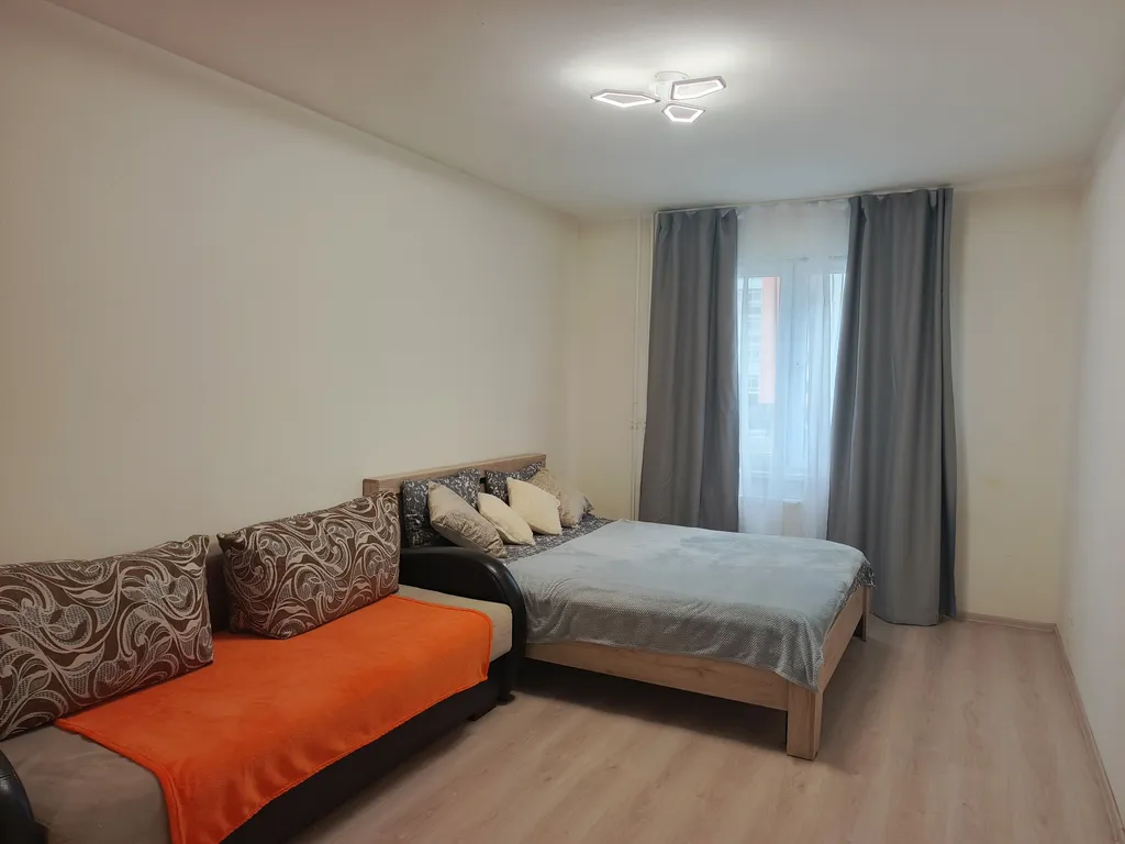 Квартира Квартира Микрорайон компрессорный в новостройке Хрустальные ключи — Екатеринбург