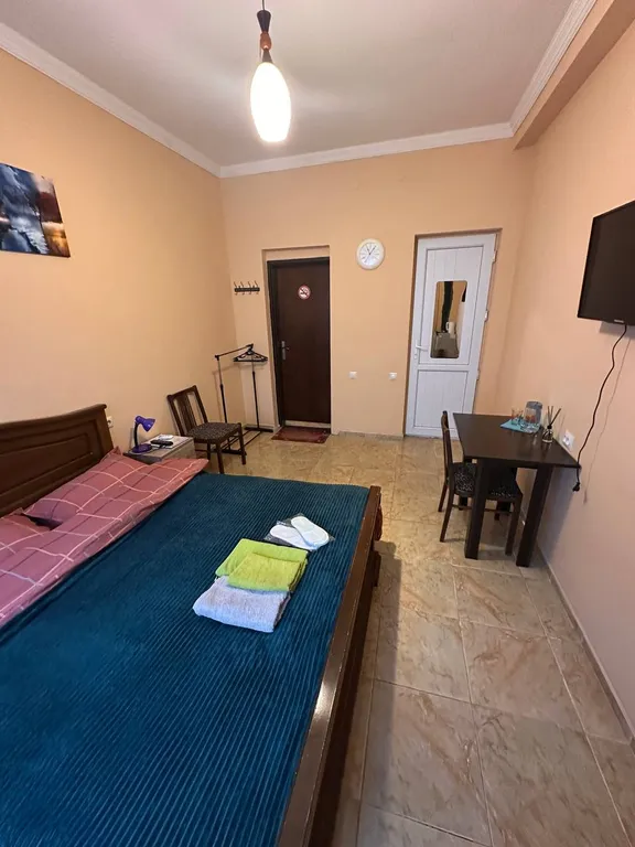 Уютный номер со своим двориком