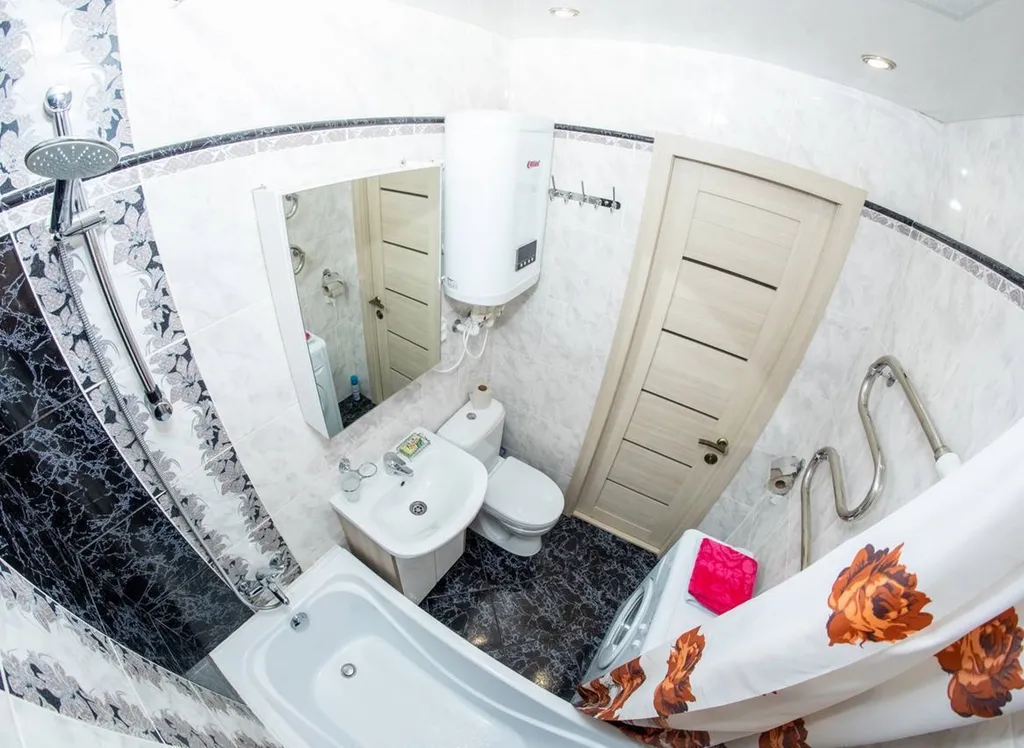 1-комнатная квартира в цeнтpe города.