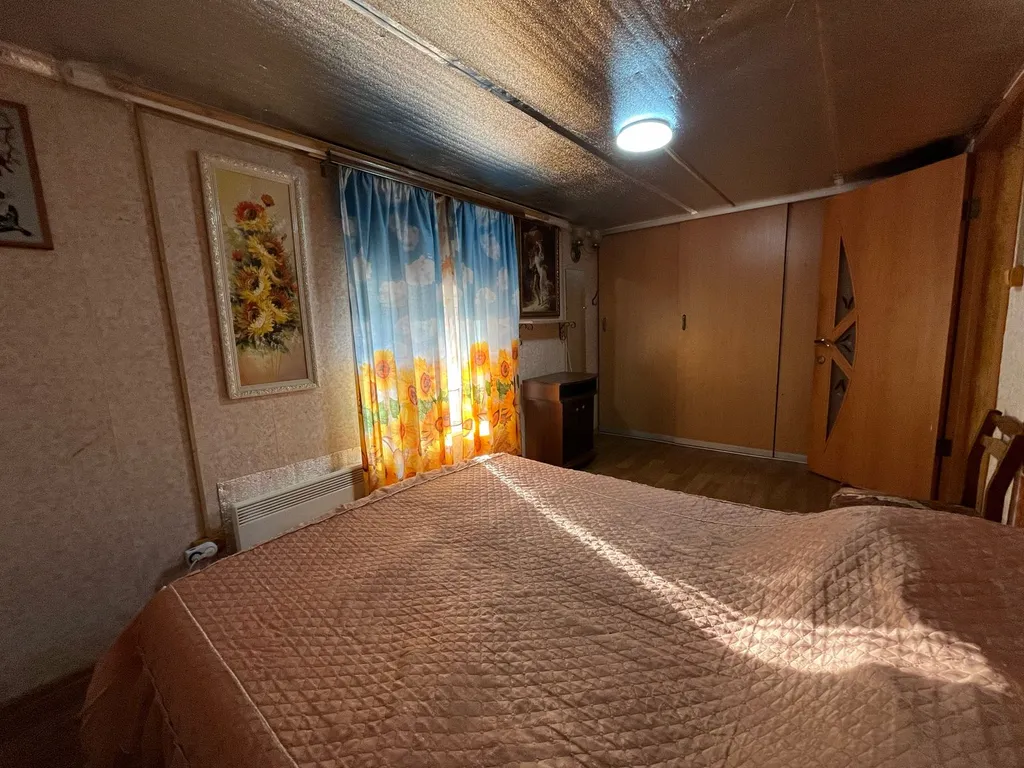 Дом у реки в Пскове