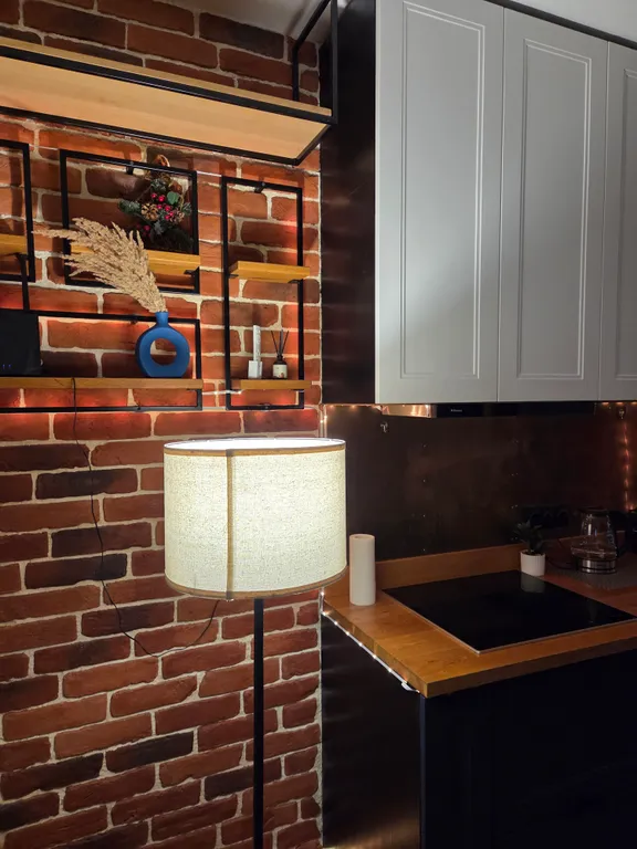 Студия с дизайнерским ремонтом в центре города