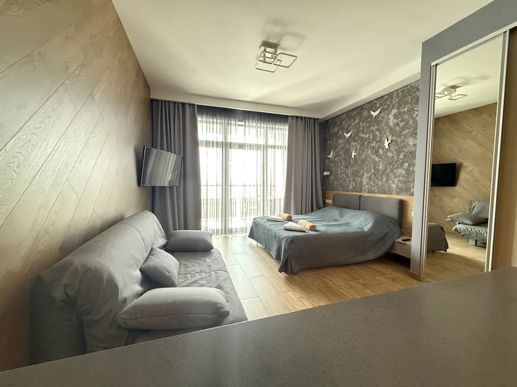 Апартамент в центре с видом на море