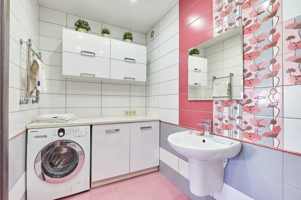 Трехкомнатная квартира у Лагерного сада