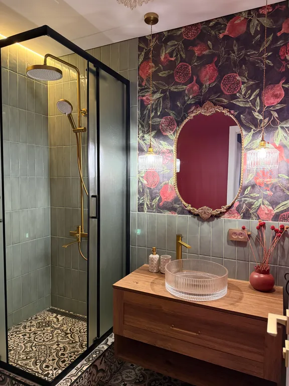 Двухкомнатная квартира в новом доме с дизайнерским ремонтом