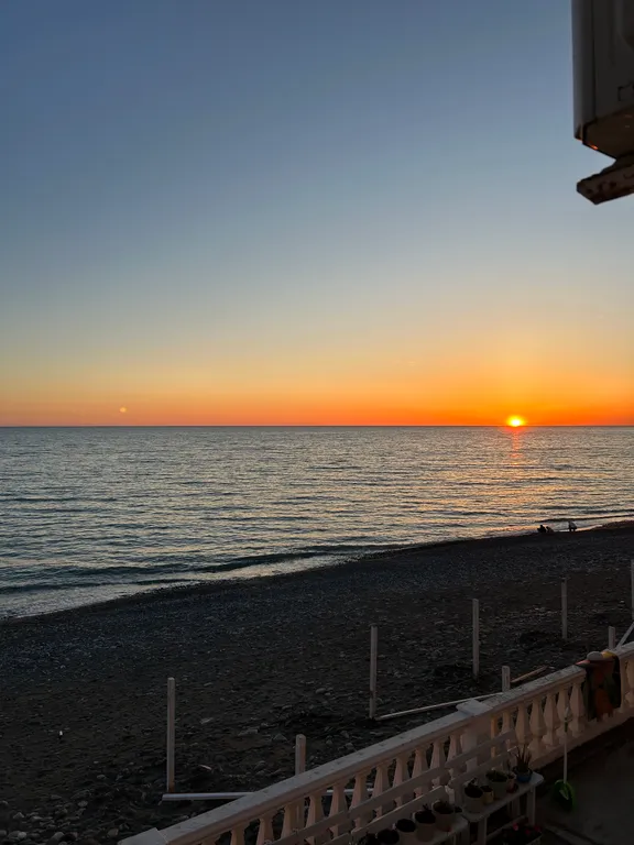 Комната с видом на море