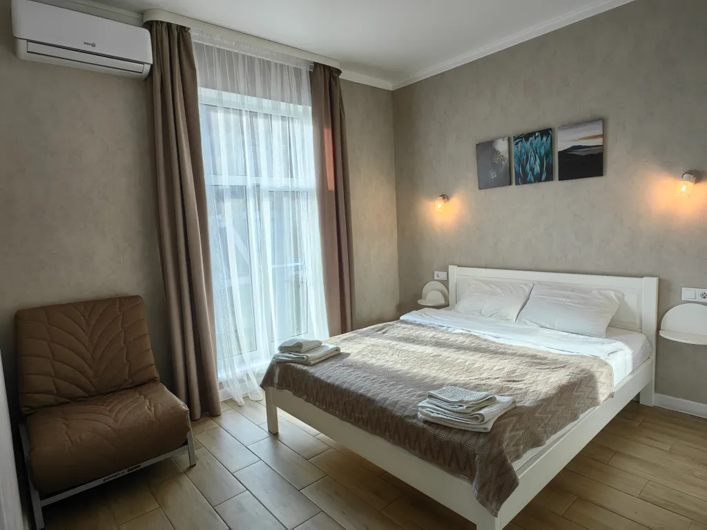 Коттедж уютный дом с подогреваемым бассейном