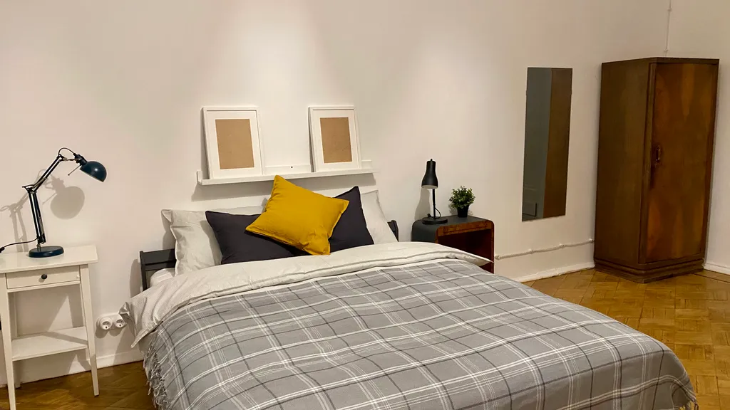 Квартира Большая комната с высокими потолками на Цветном — Москва