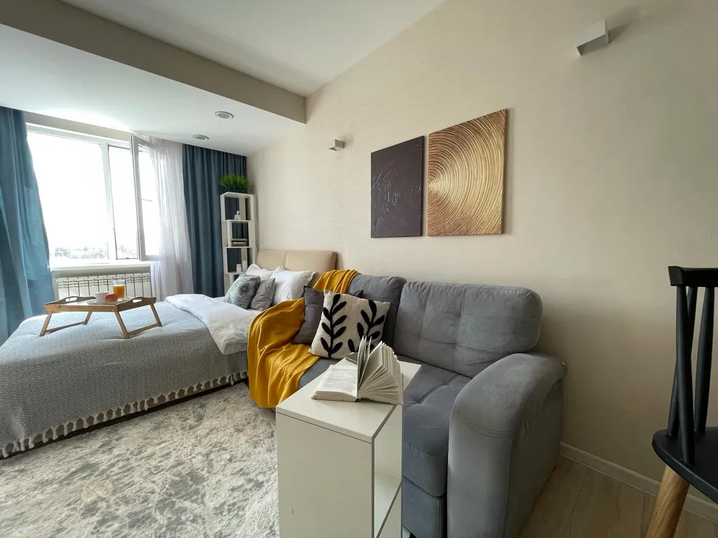 Студия День и Ночь с видом на горы