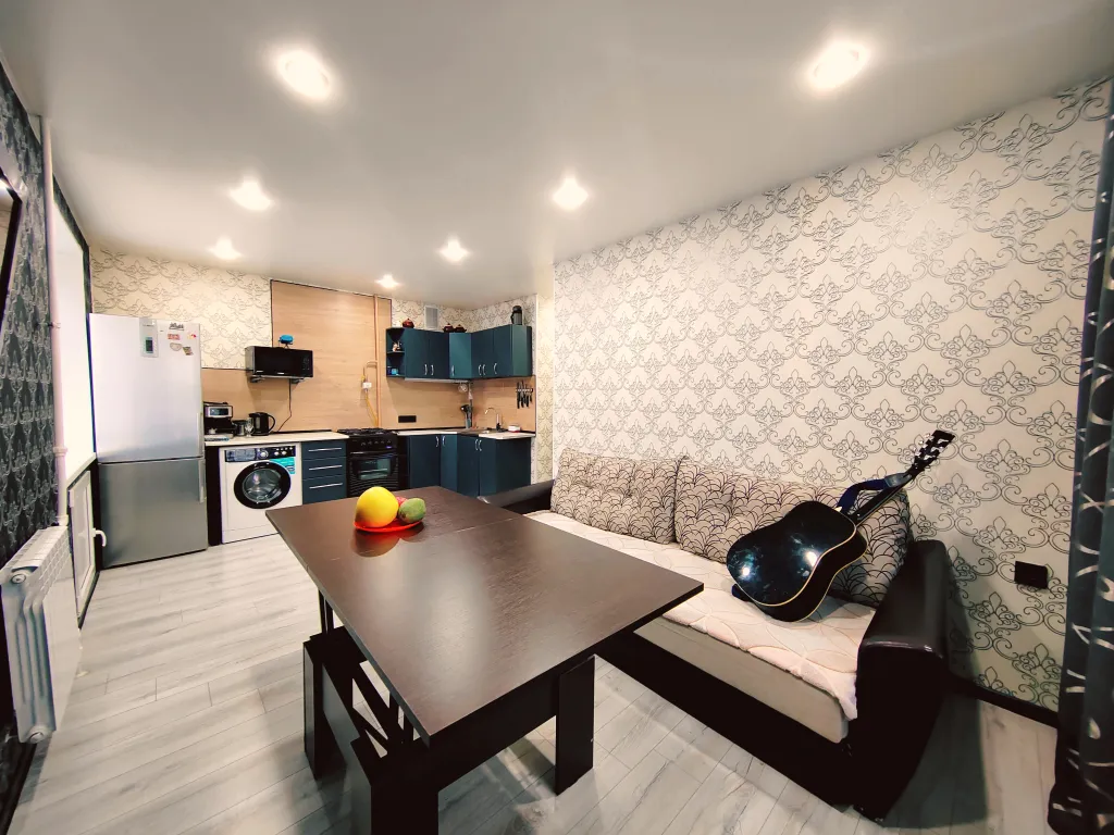 Уютная квартира — аренда посуточно в Кировск