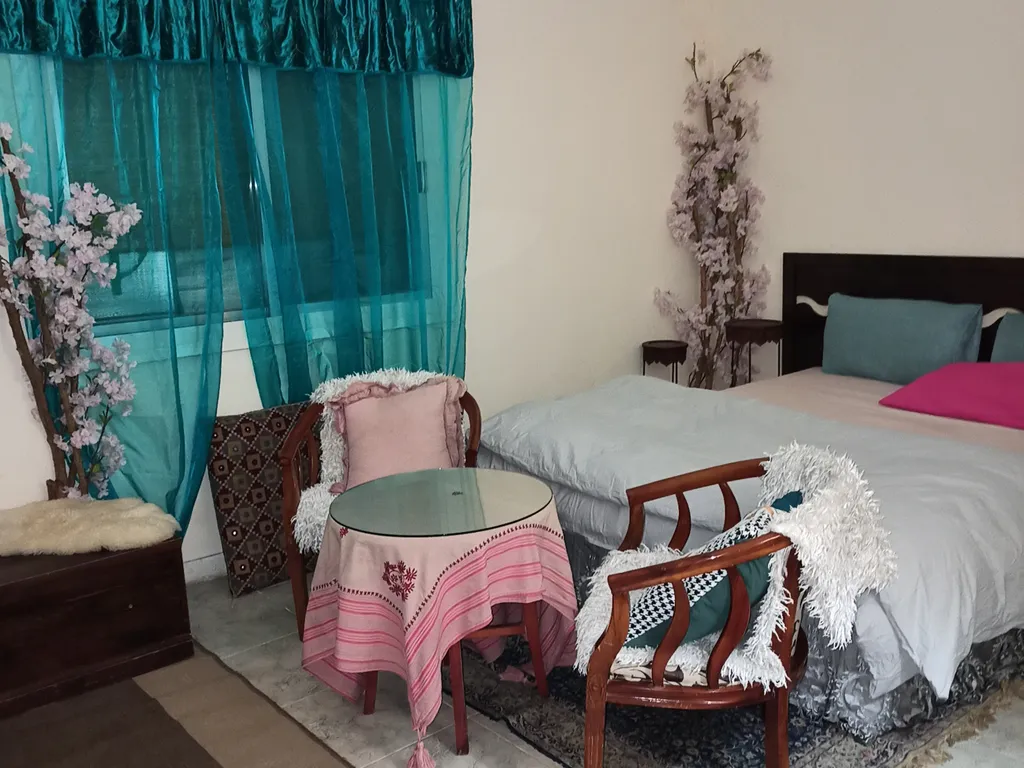 ОАЭ Комната у моря