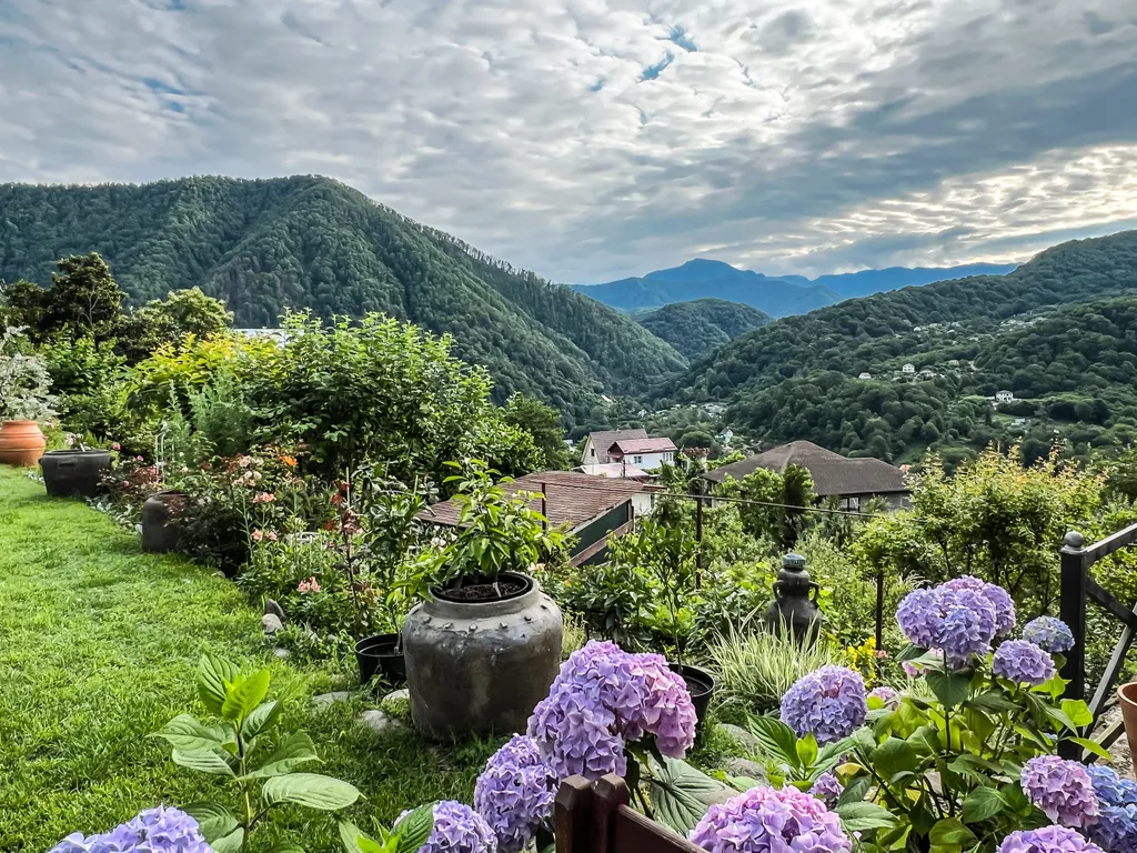 Коттедж Дом для отдыха в горах — Пластунка