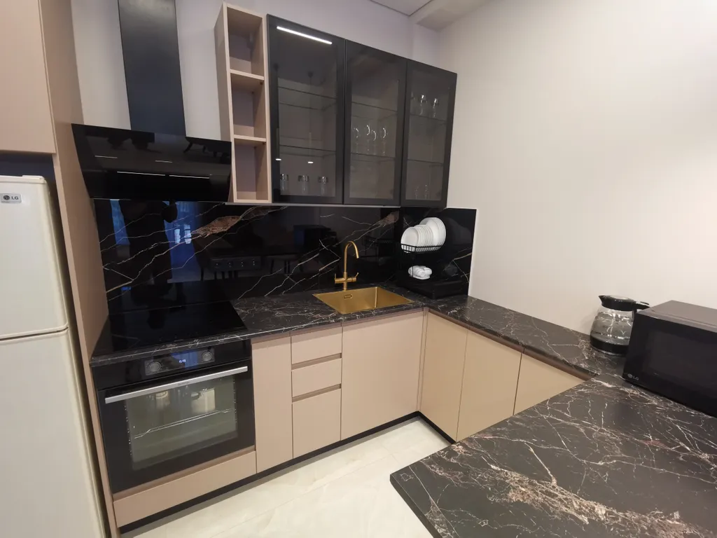 Студия, квартира с балконом в центре