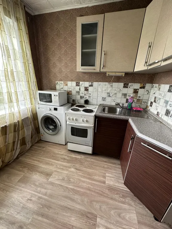 1-комнатная бюджетная квартира — аренда посуточно в Ачинск