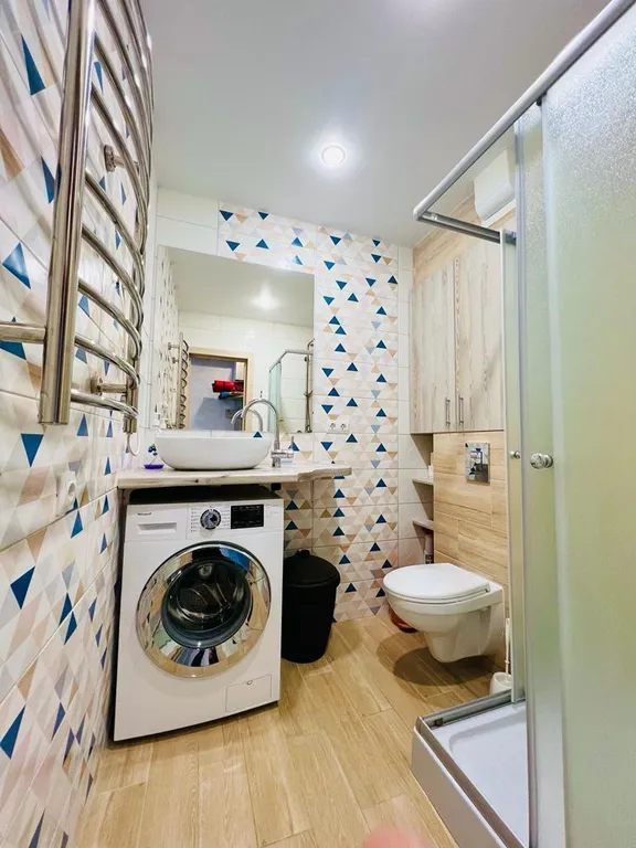 Светлая студия с шикарным видом на морской закат