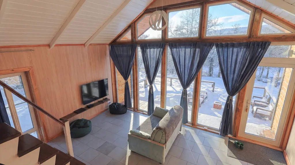 Коттедж Коттедж, современный одноэтажный дом с мансардой — Ногинск