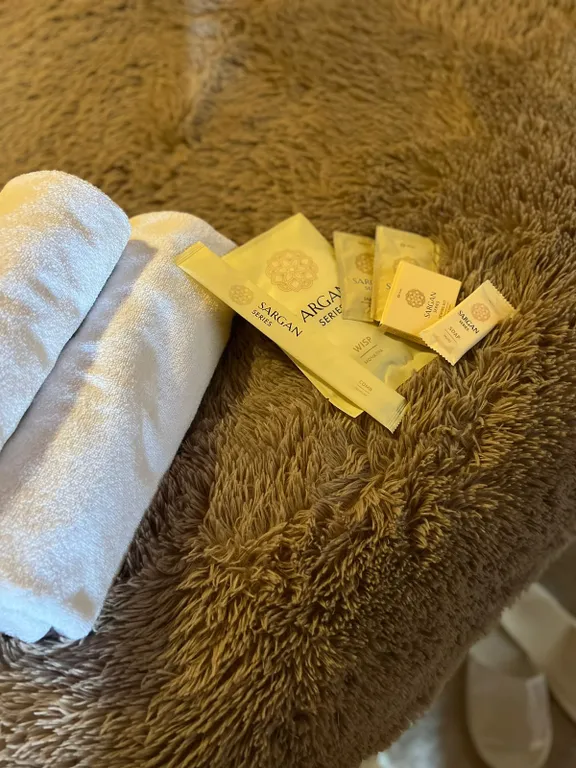 8-комнатный Дом